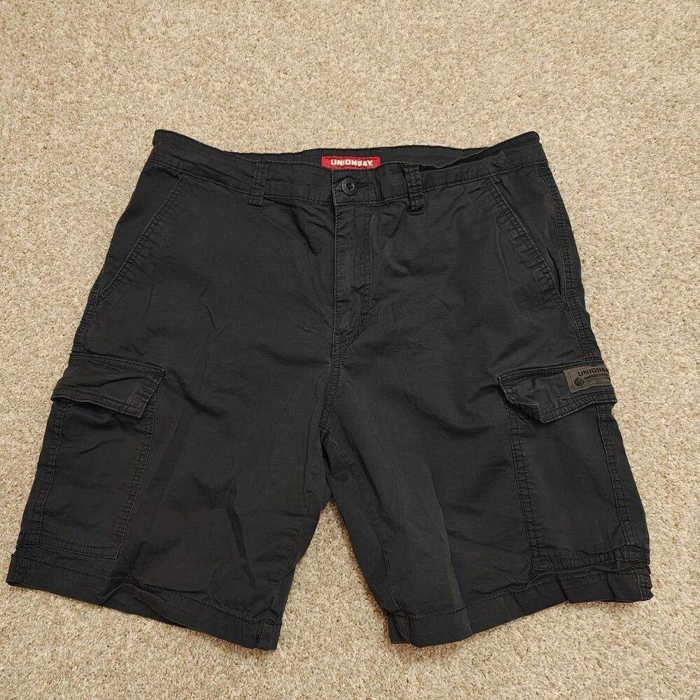 Union-bay Men's Black and Grey Shorts